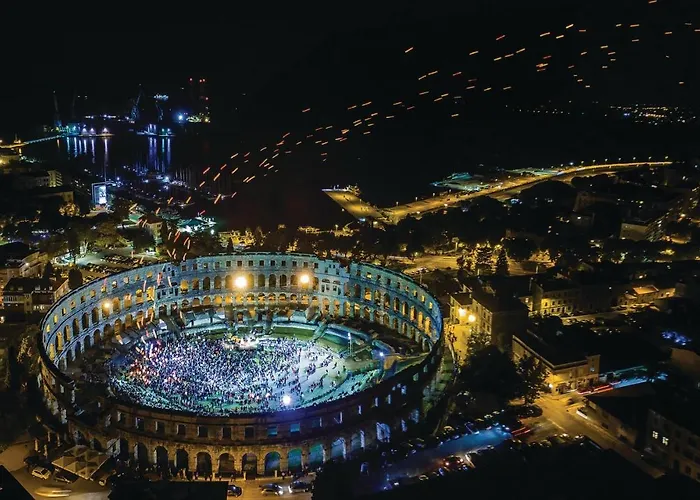 Vakantiehuis Beautiful In Pula